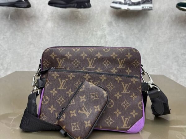 Louis Vuitton Trio Bag Bruin Purple