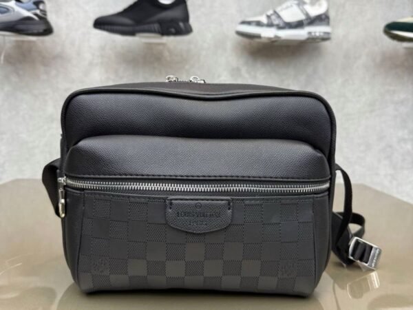 Louis Vuitton Messenger Bag Black on Black