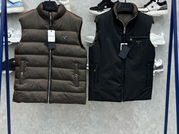 Prada Dubbelzijdige Bodywarmer Bruin Zwart