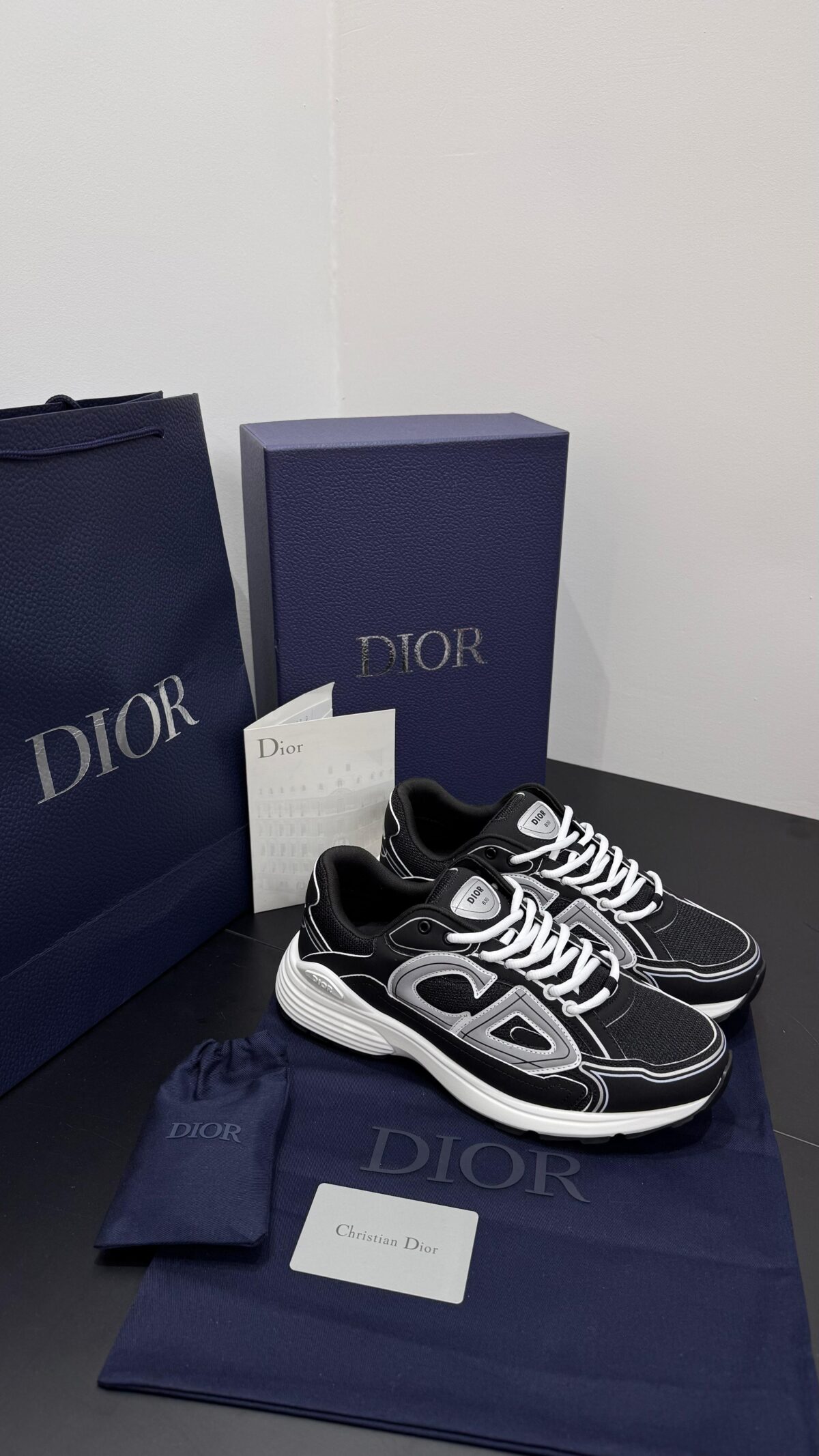 dior b30 black and white - Afbeelding 1