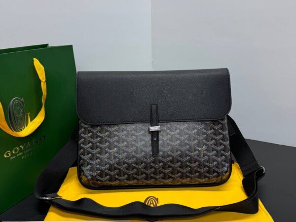 goyard bag