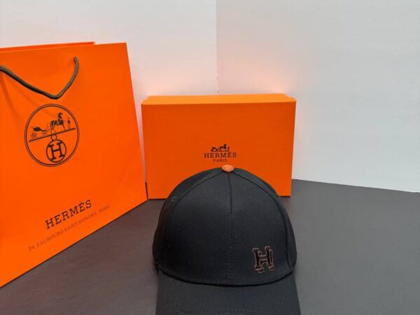 hermes cap