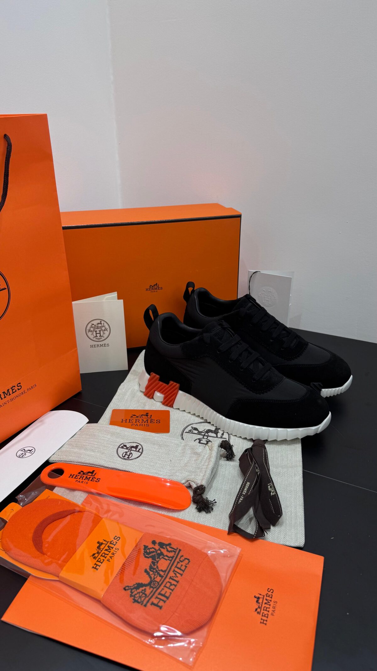 Hermes Bouncing Black White Seude - Afbeelding 1