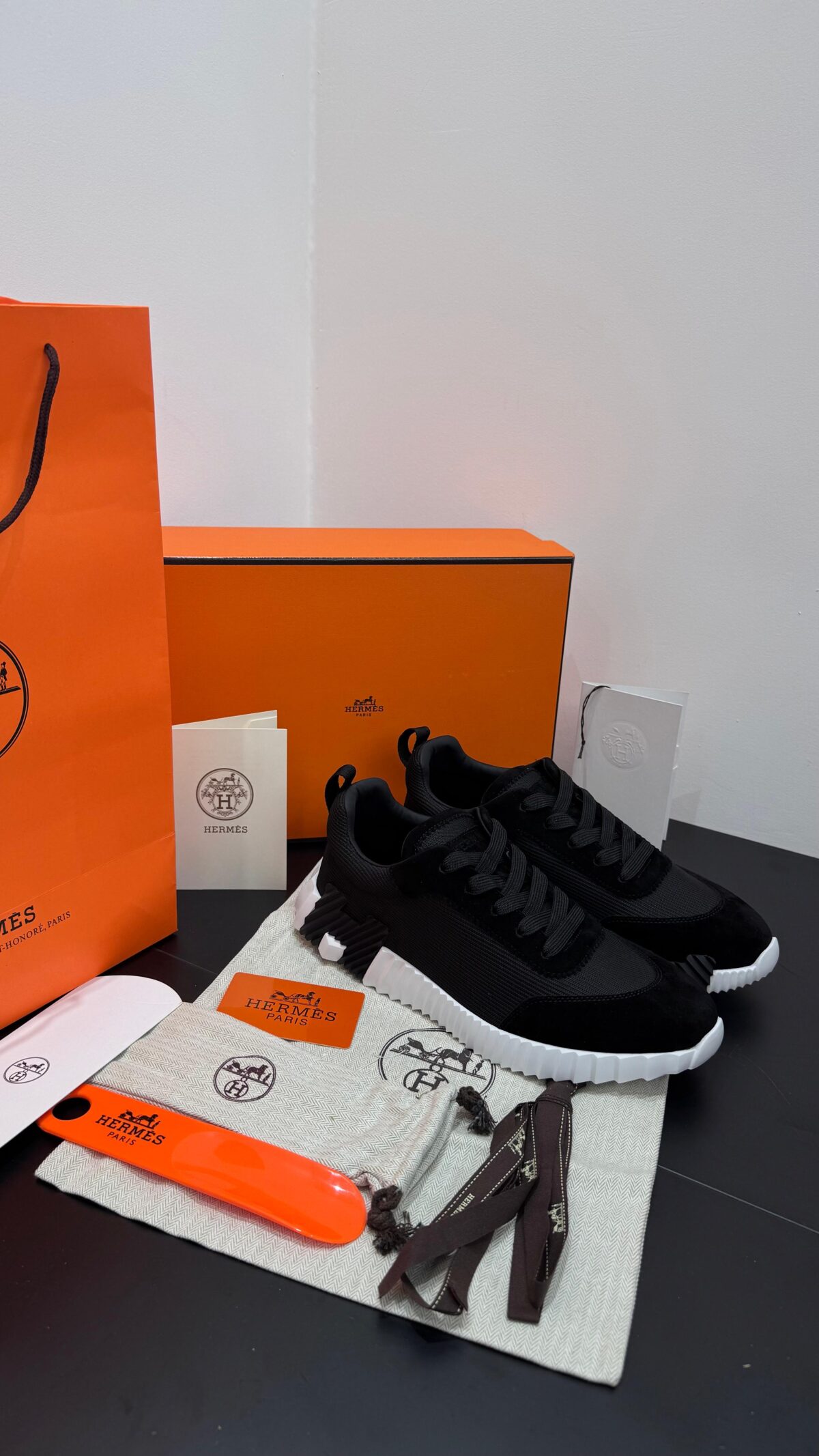Hermes Bouncing Black White - Afbeelding 1