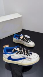 Jordan 1 Retro x Travis Scott Sail Military Blue - Afbeelding 2