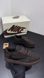 Jordan 1 x Travis Scott Brown - Afbeelding 2