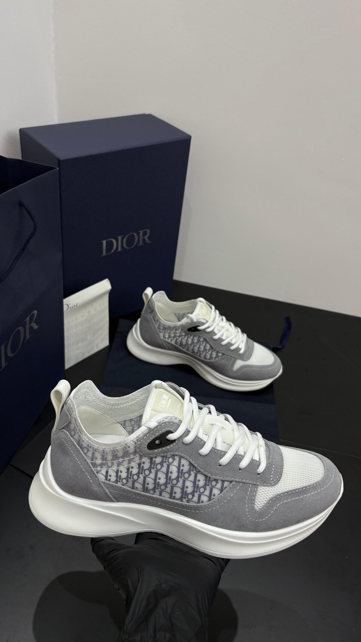 Dior B25 Grey - Afbeelding 2