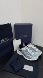 dior b30 light blue