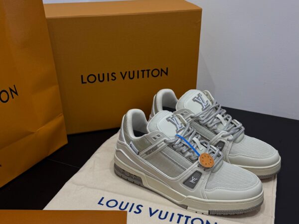 Louis Vuitton Leather Off White