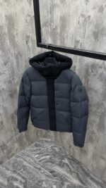 Moncler Madeira Grey