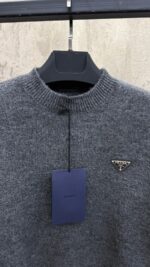 Prada Sweater Grey - Afbeelding 2