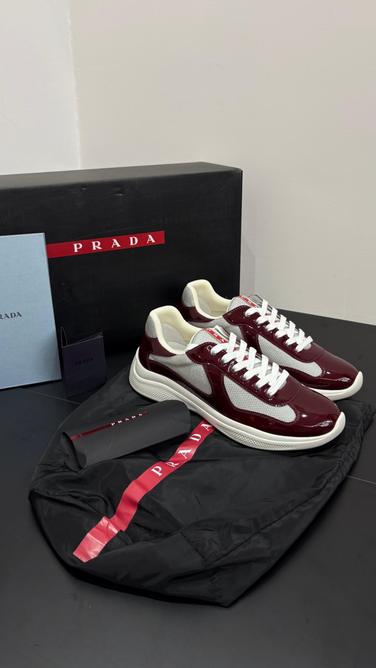 Prada Cups Bordeaux - Afbeelding 1