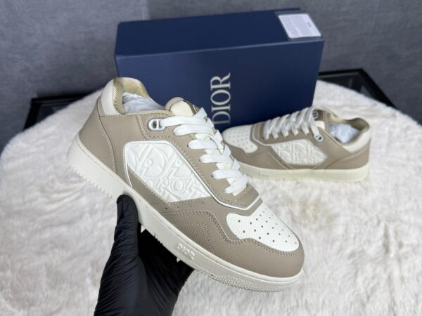 Christian Dior B27 Beige