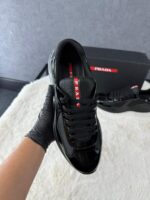 Prada Cups Black on Black Glimmend - Afbeelding 3