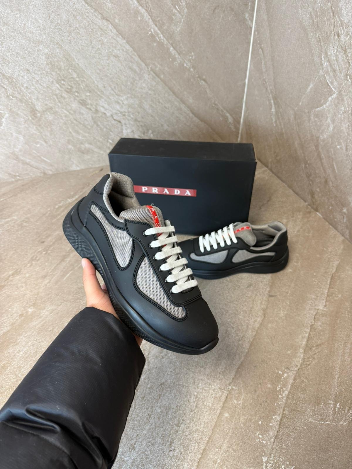 cupszwaRT (2) Prada Cups Mat Black - Afbeelding 1