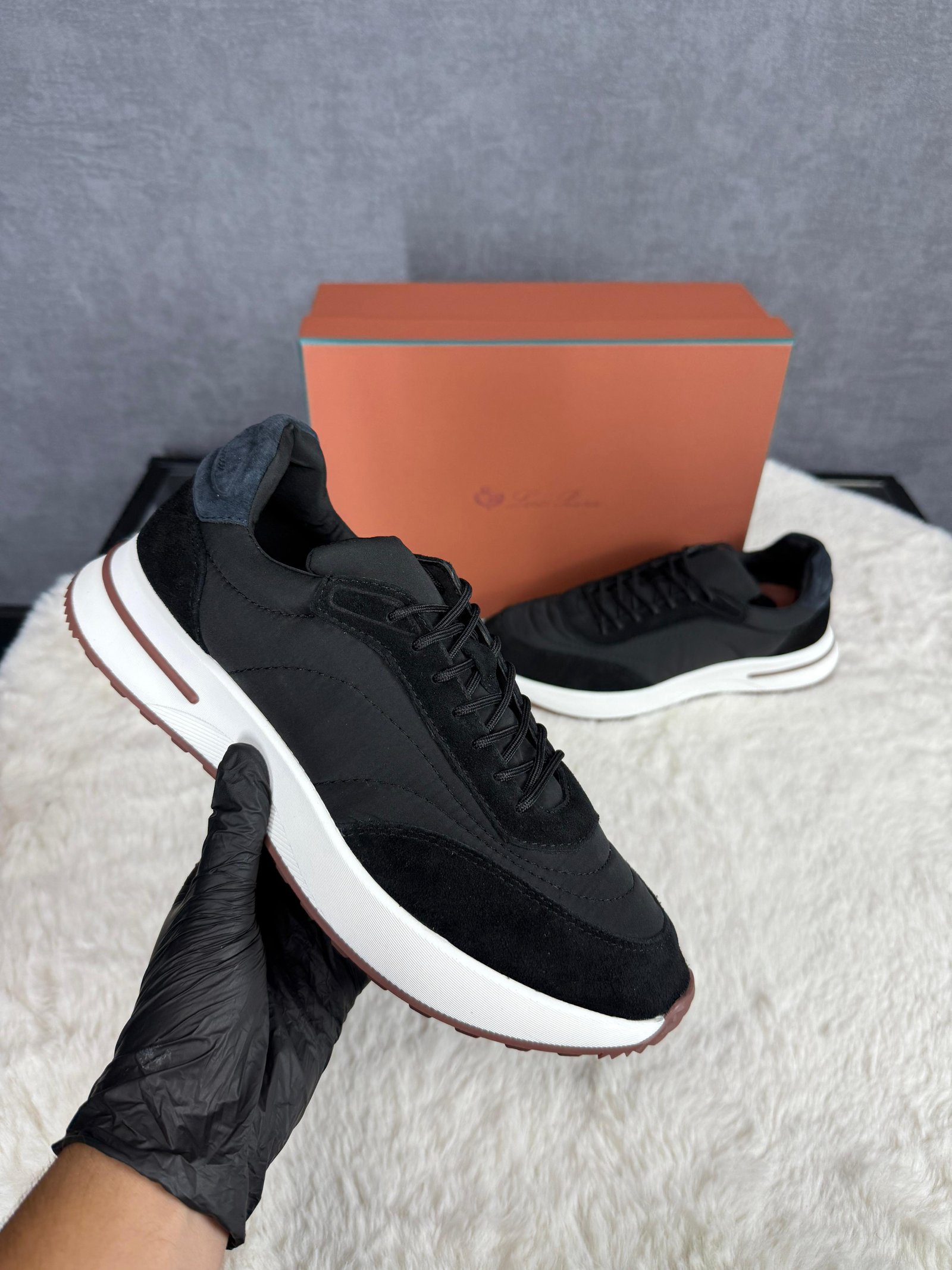 loropianablacksuede (6) Loro Piana Weekend Walk Sneakers Black Suede - Afbeelding 1