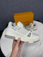 Louis Vuitton Trainers Beige Grey - Afbeelding 2