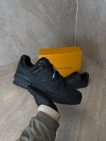 Louis Vuitton Trainer Sneaker Black on Black Monogram - Afbeelding 4