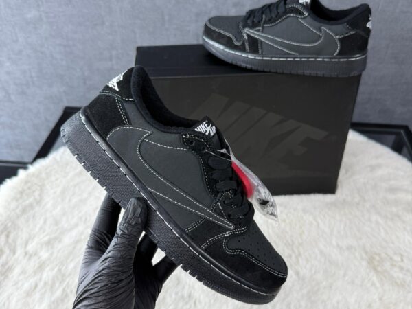 Nike Air Jordan 1 Low Travis Scott Black Phantom