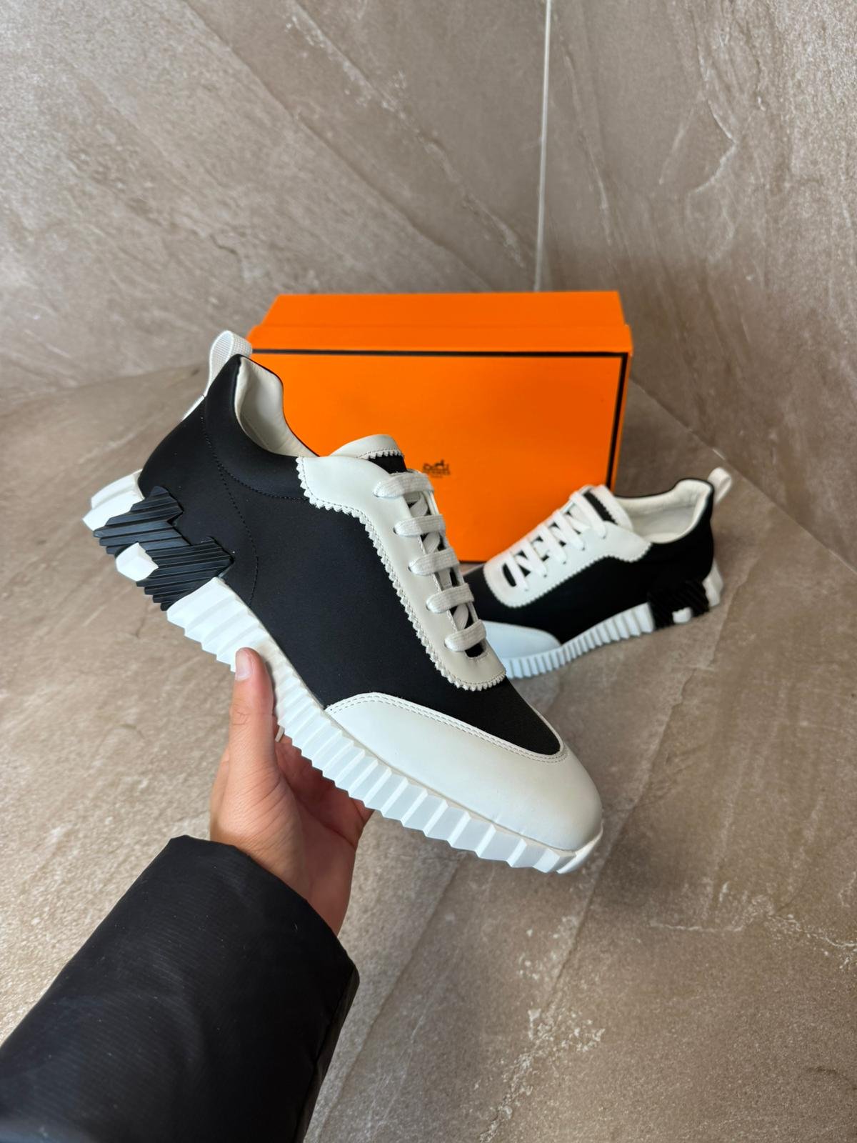 zwartwit (2) Hermes Bouncing Sneakers Black White - Afbeelding 1