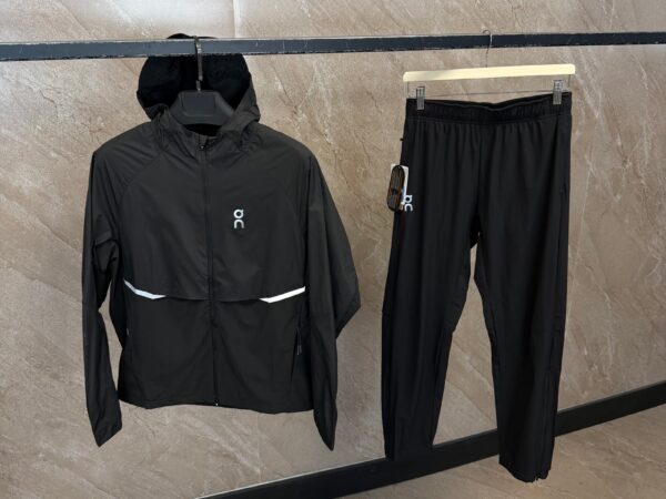 On Running Core Trainingspak Black