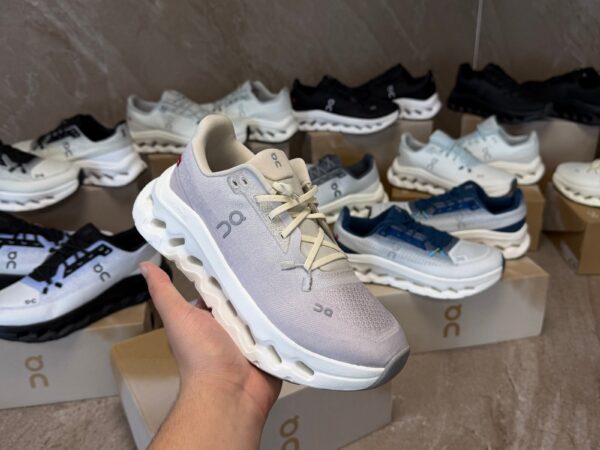 On Cloudtilt Sneaker Light Purple