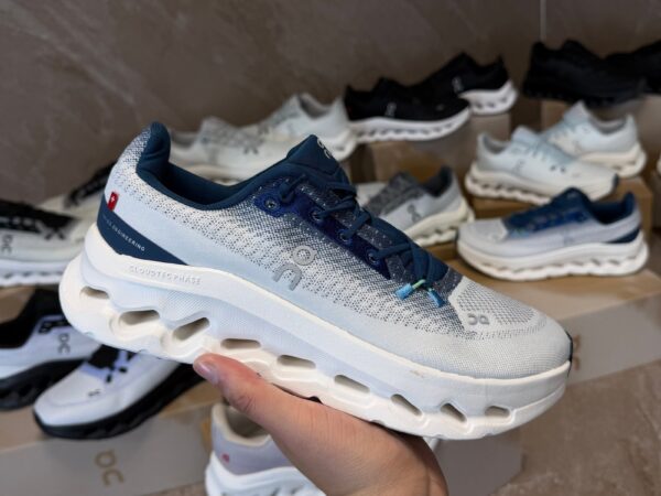 On Cloudtilt Sneaker Blue-White