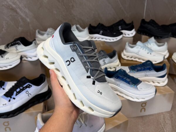 On Cloudtilt Sneaker Mist Grey