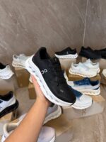 On Cloudtilt Sneaker Black - White