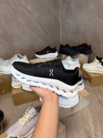 On Cloudtilt Sneaker Black - White - Afbeelding 3