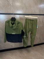 On Running Core Trainingspak Green - Afbeelding 2