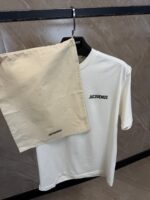 Jacquemus Basic Logo T-Shirt White - Afbeelding 2