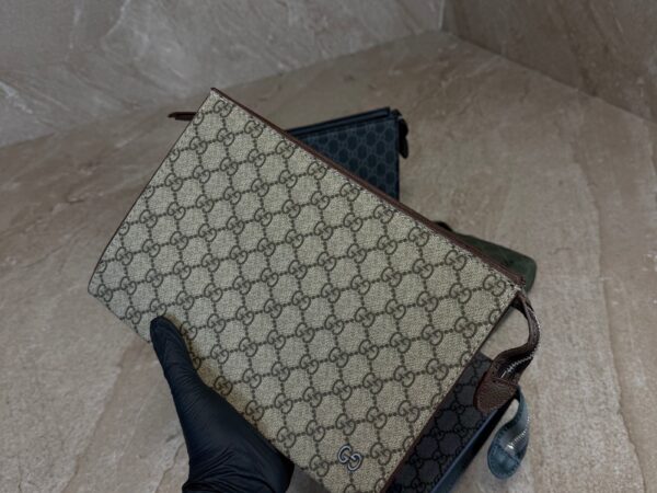 Gucci Beige Trim Medium Pouch