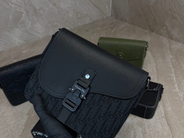 Dior Saddle Messenger Bag Black