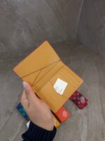 Louis Vuitton Pink Monogram Heritage Pocket Organizer - Afbeelding 2