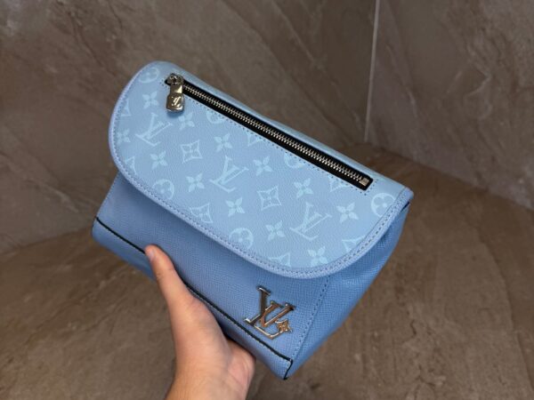 Louis Vuitton Pulse Wearable Wallet Sky Blue