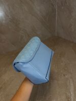 Louis Vuitton Pulse Wearable Wallet Sky Blue - Afbeelding 2