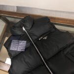 Prada Black Bodywarmer High Quality Ganzendons - Afbeelding 2