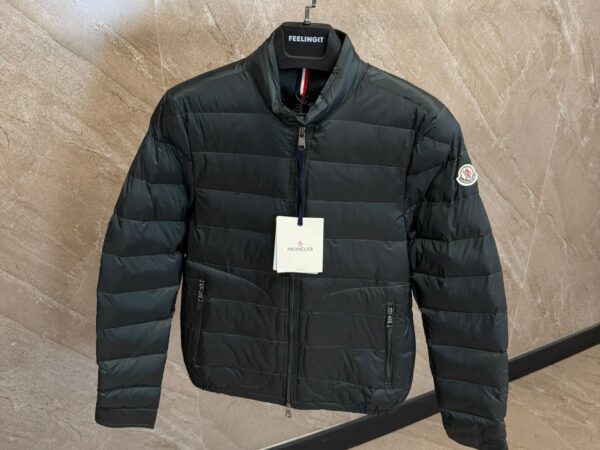 Moncler Acorus Short Down Jacket Dark Green
