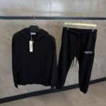 Essential Tracksuit met Rits Black