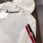 Moncler Claut Jacket White High Quality + NFC - Afbeelding 4