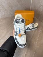 Louis Vuitton Trainers Grey White - Afbeelding 4