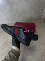 Gucci GG Embossed Leather Low-Top Sneakers Black - Afbeelding 6