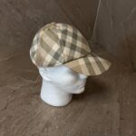 Burberry Cap Beige