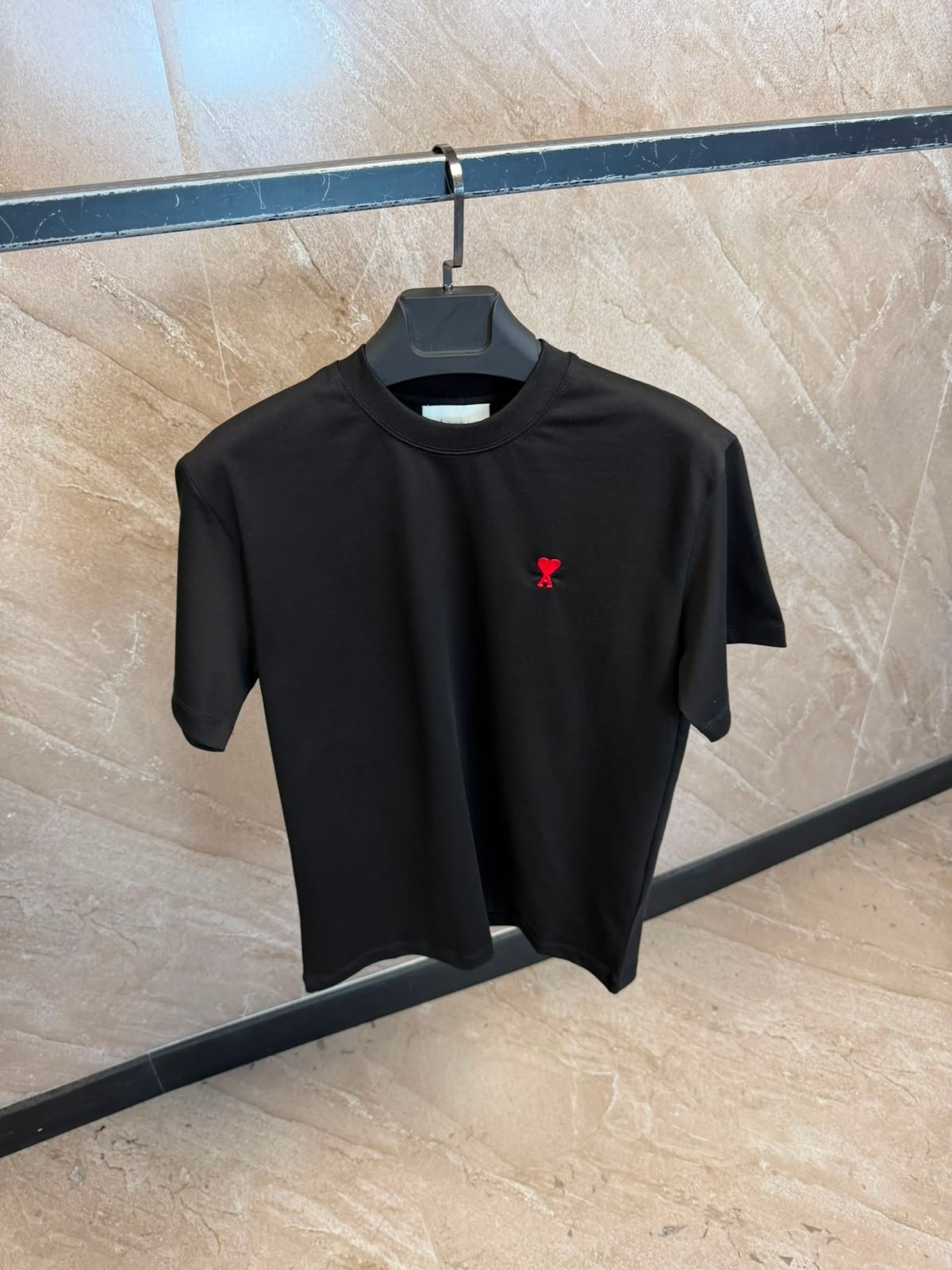 amits (2) Ami T-Shirt Black - Afbeelding 1