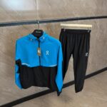 On Running Core Trainingspak Blue / Black