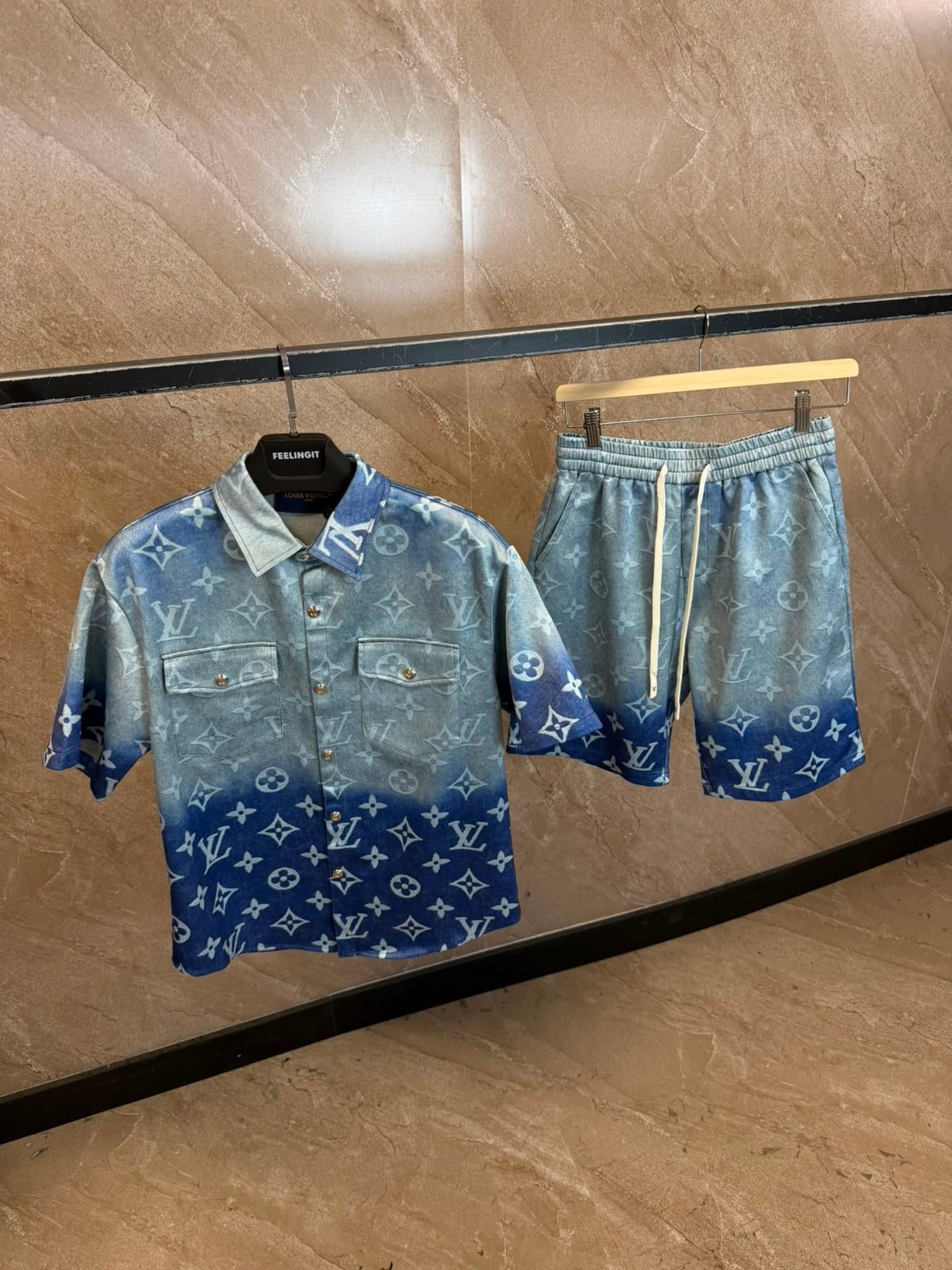 lv (5) Louis Vuitton Zomerset Blue - Afbeelding 1