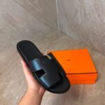 Hermes Izmir Black on Black