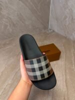 Burberry Brown Slippers - Afbeelding 3