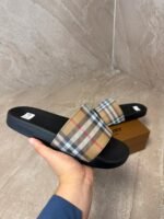 Burberry Slippers Light Brown - Afbeelding 2